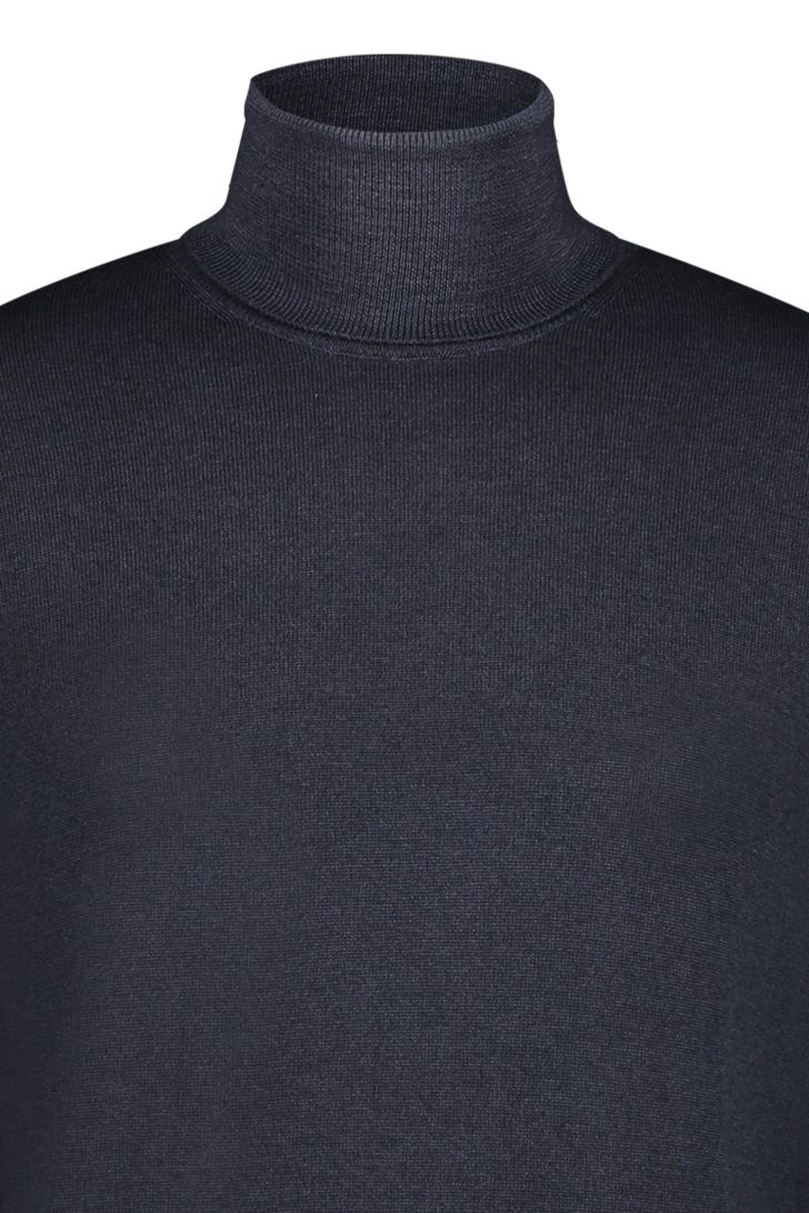 Paul and outlet shark turtleneck